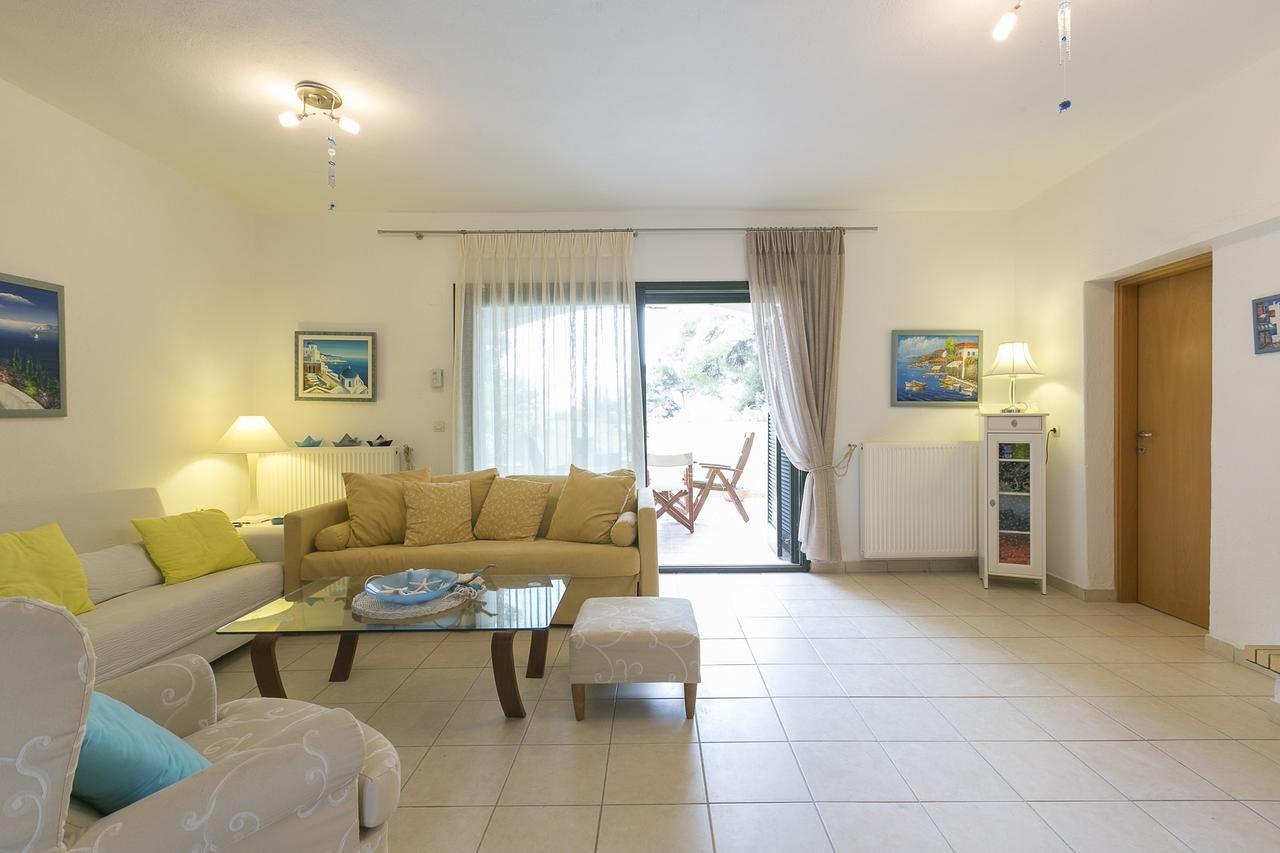 Blue Crab, Beachfront House In Kalandra #Feelslikehome Hanioti Luaran gambar